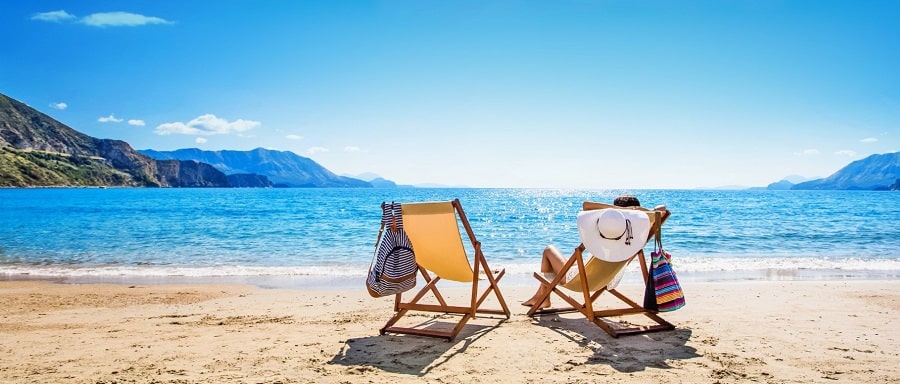 Doelgericht beleggen | a.s.r. | Vrouw op strand | Header mobile